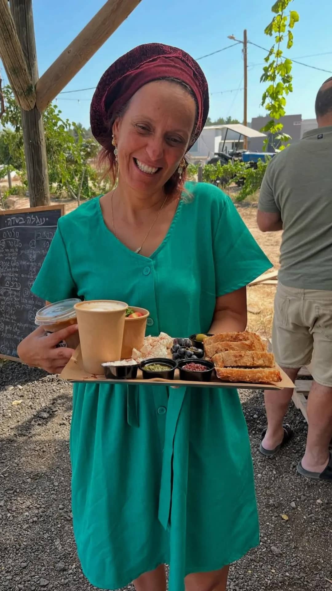 תמונה מפעילות של העגלת קפה 2